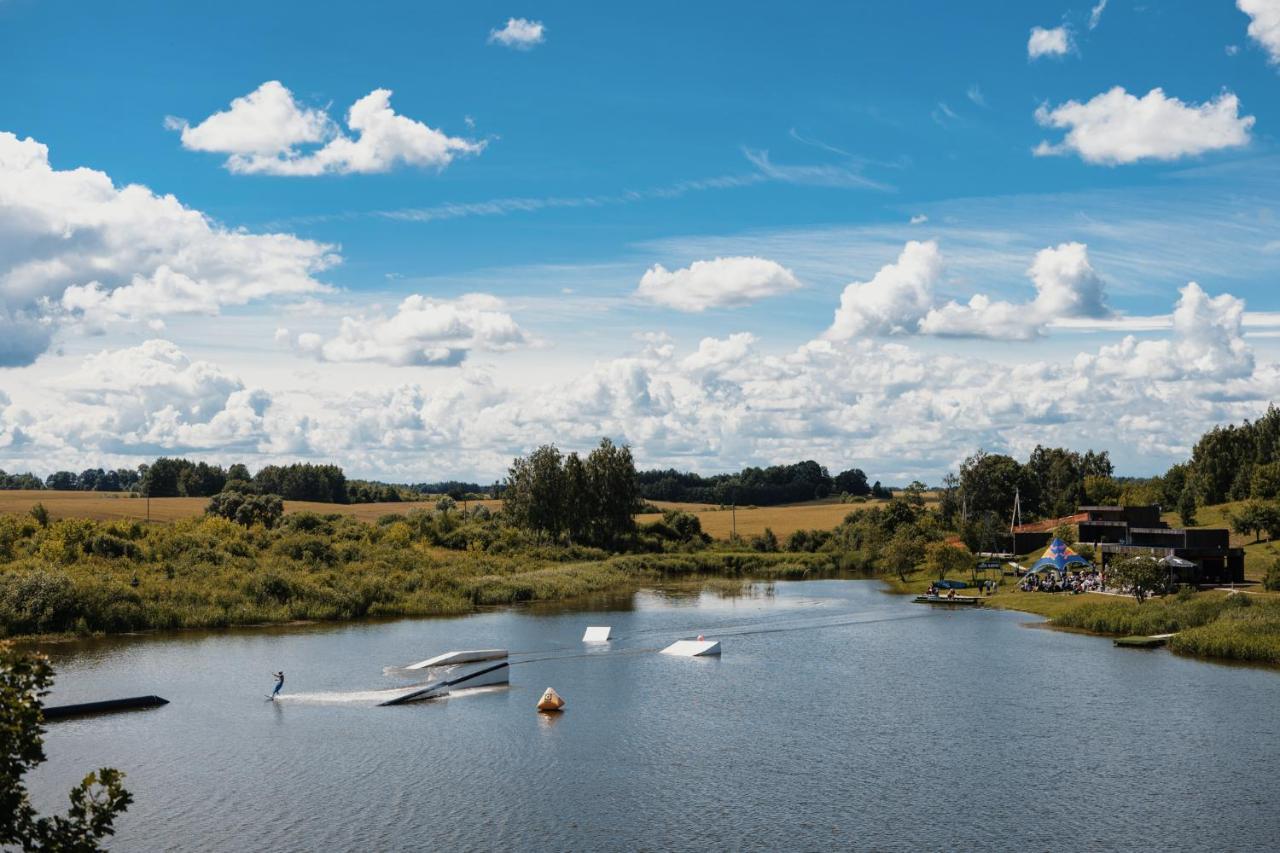 Anykščiai Wakepond Atostogu Slenisヴィラ エクステリア 写真